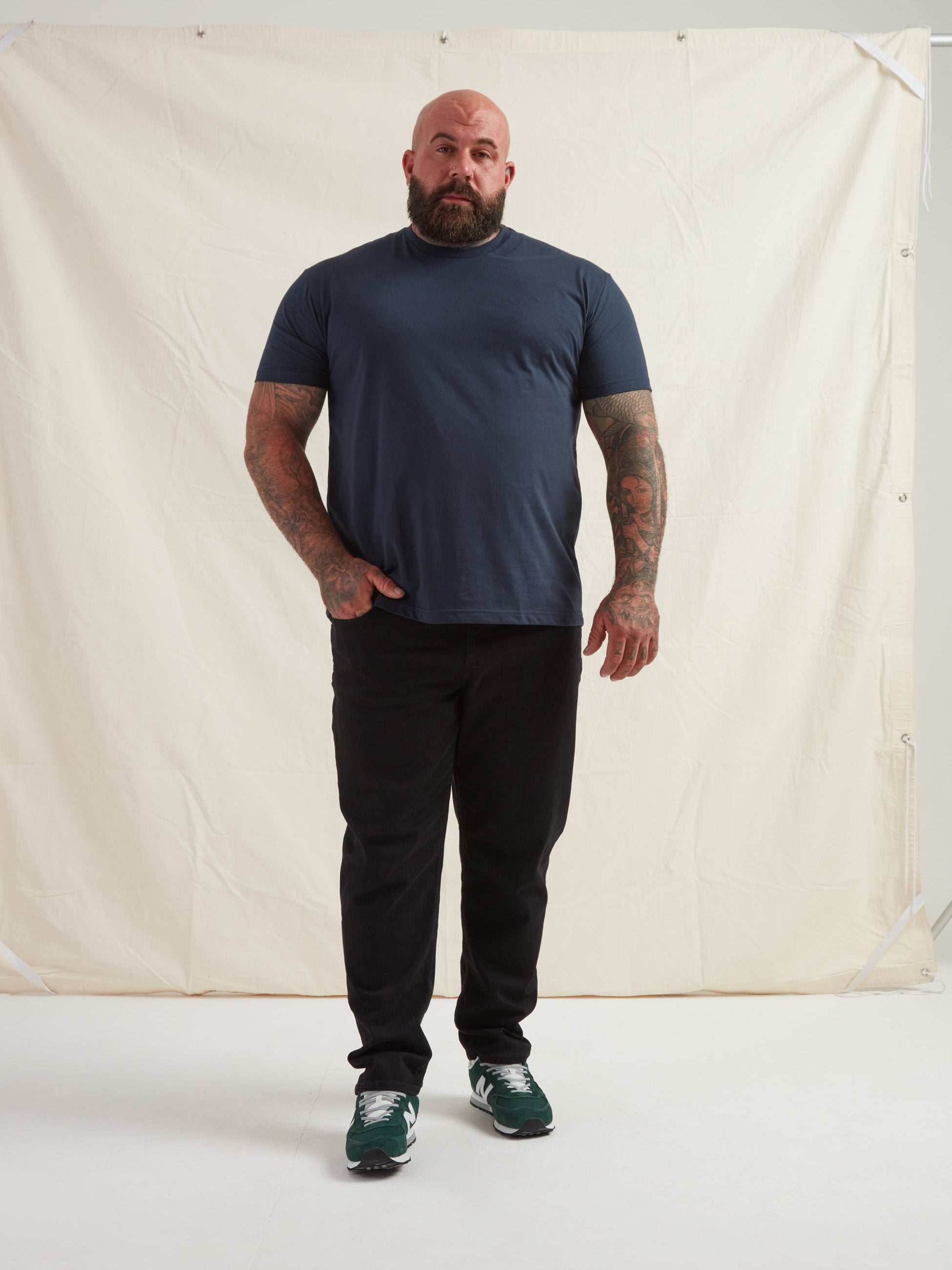 Load image into Gallery viewer, Navy Crew Neck T-Shirt
