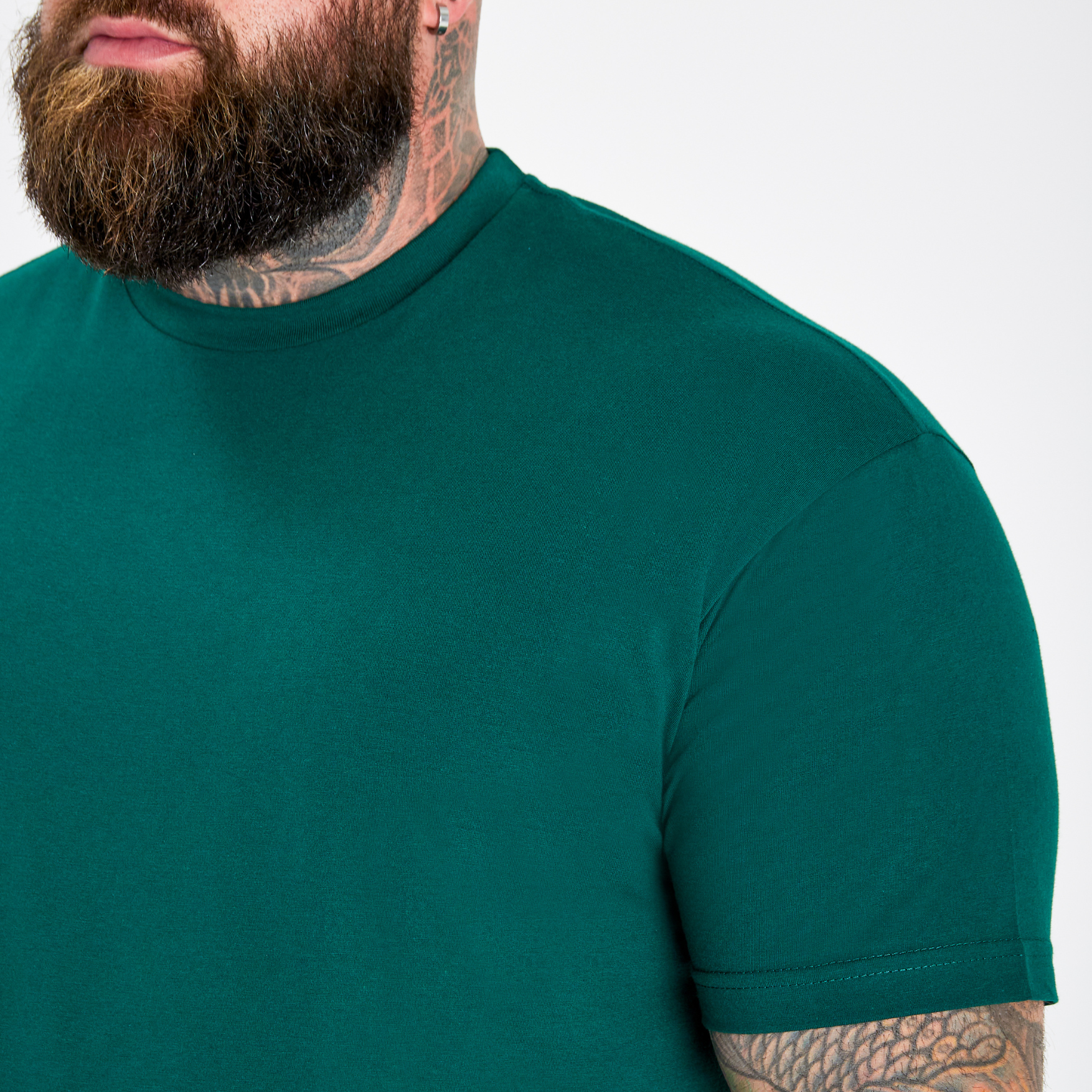 Load image into Gallery viewer, Army Green Crew Neck
